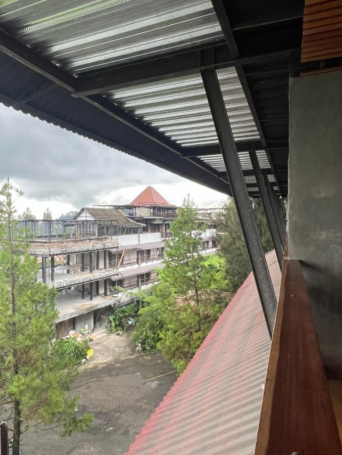Hotel Kalang Ulu Berastagi Exterior foto