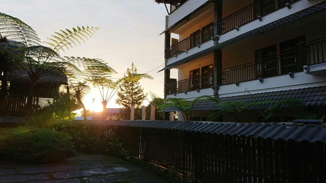Hotel Kalang Ulu Berastagi Exterior foto